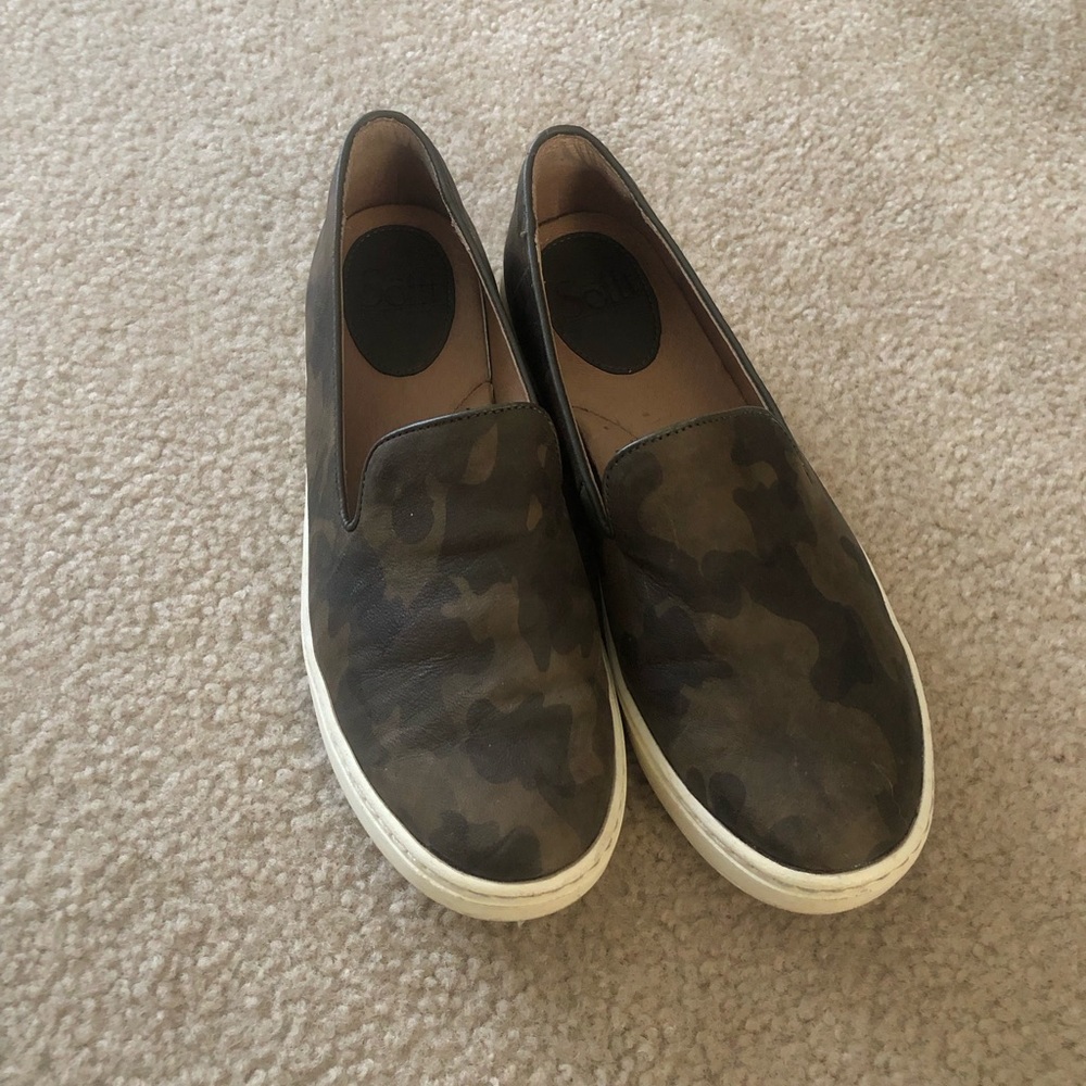 Sofft brand leather slip-on shoes, camo print. Size 8.5, worn only a few times.